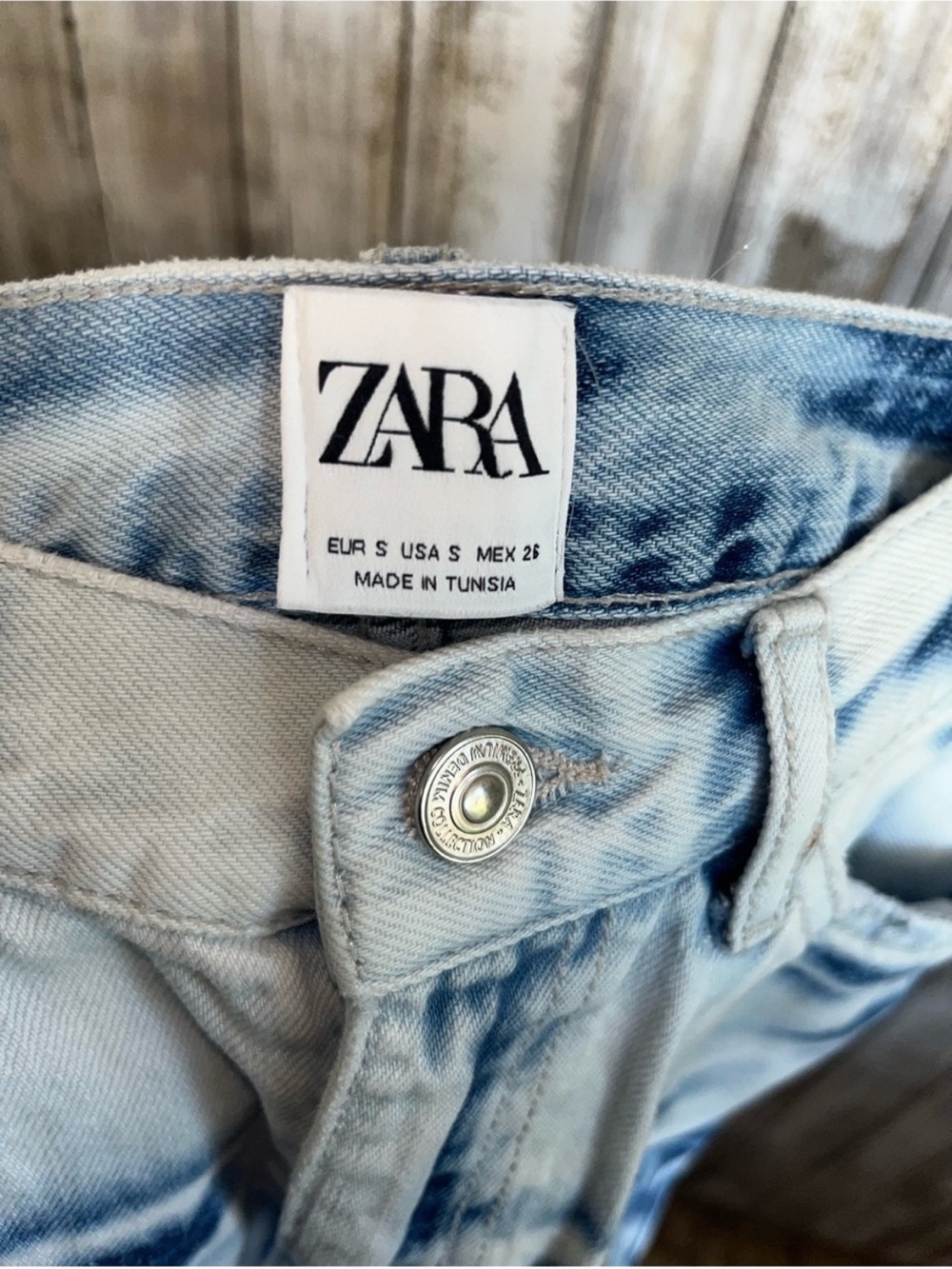 Zara Tie Dye Denim Mini Skirt High Rise Raw Hem Festival Y2K Size S - Picture 6 of 6
